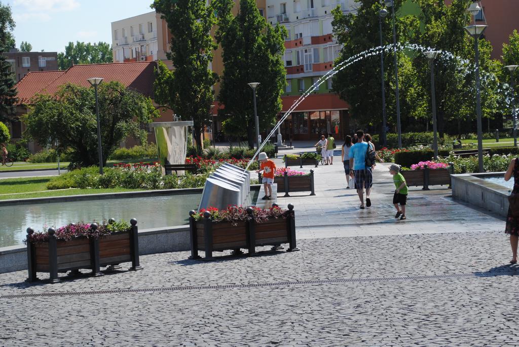 Family Apartman Gyula Dış mekan fotoğraf